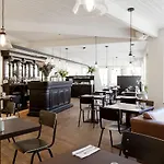 阿尔克马尔学院酒店 酒店