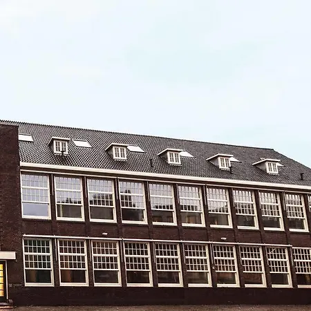 College Hotel